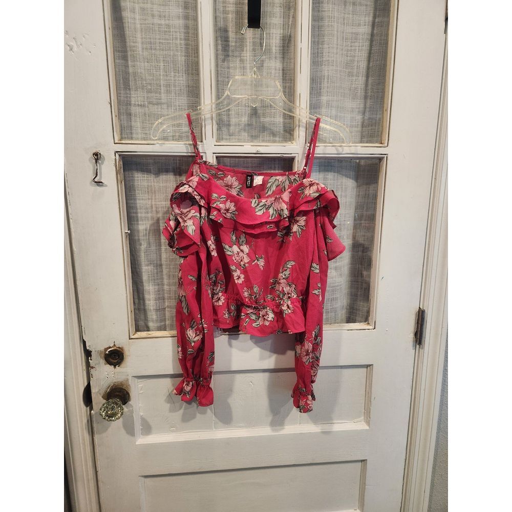 Divided by H&M Red Floral Blouse‎ with Spaghetti Strap & Sleeves